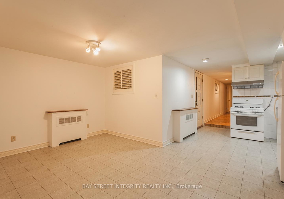 261-markham-street-toronto-ontario-c13167432