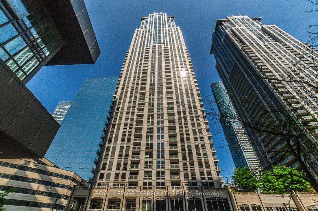 763-bay-street-toronto-ontario-c13167512