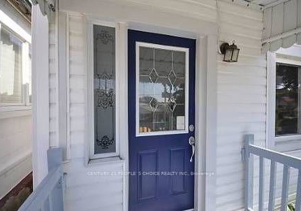579-northcliffe-boulevard-e-toronto-ontario-c13167572