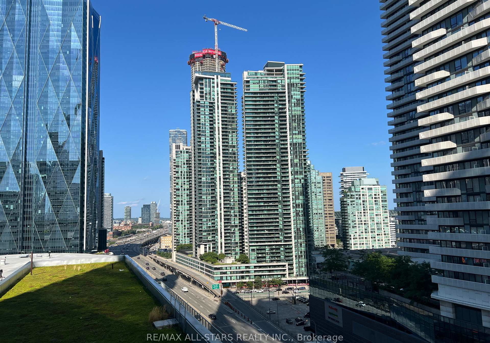 55-bremner-boulevard-toronto-ontario-c13167670