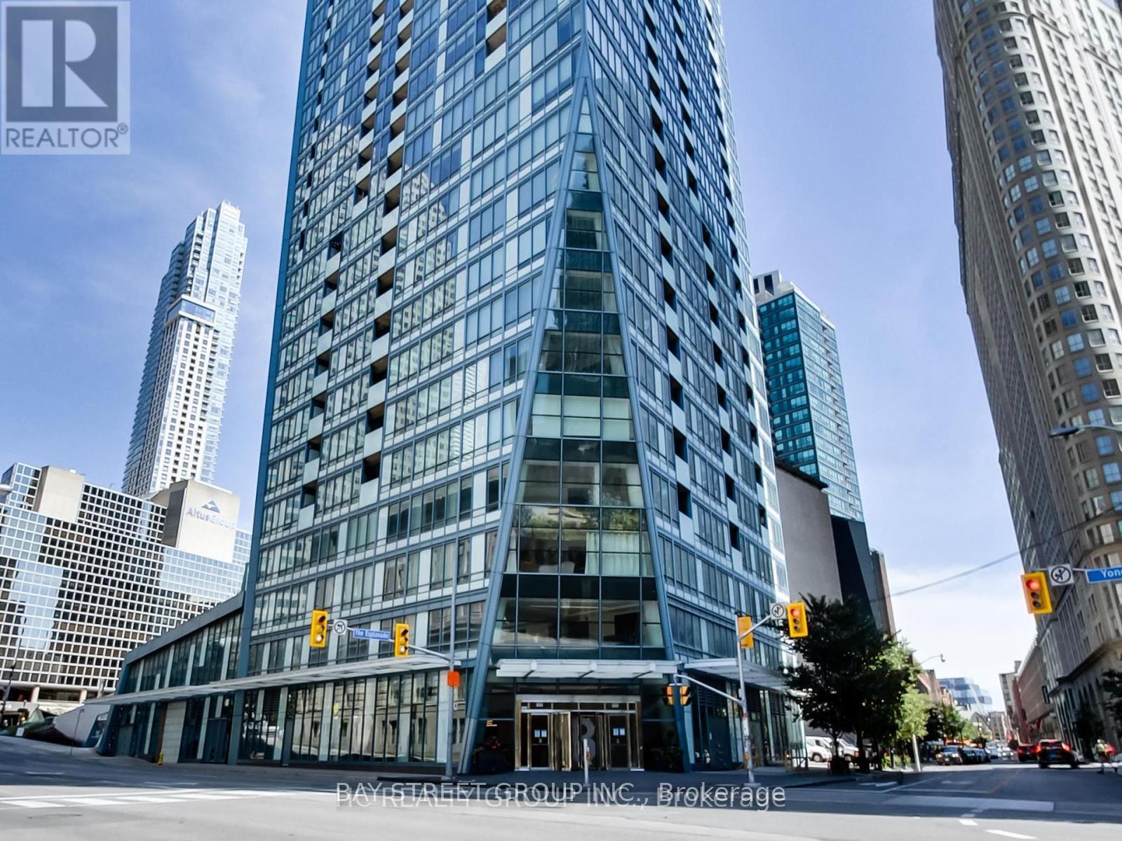 8-the-esplanade-toronto-ontario-c13167696
