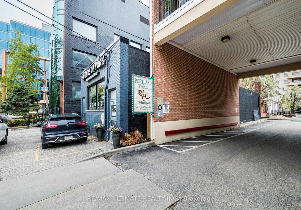 11-niagara-street-toronto-ontario-c13167908