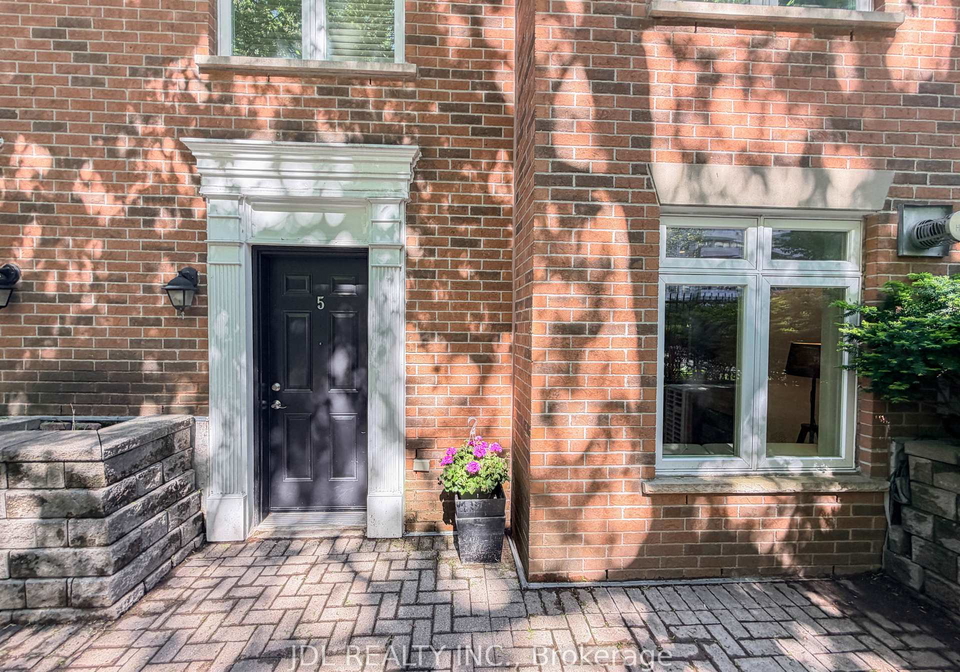 87-lillian-street-toronto-ontario-c13167970