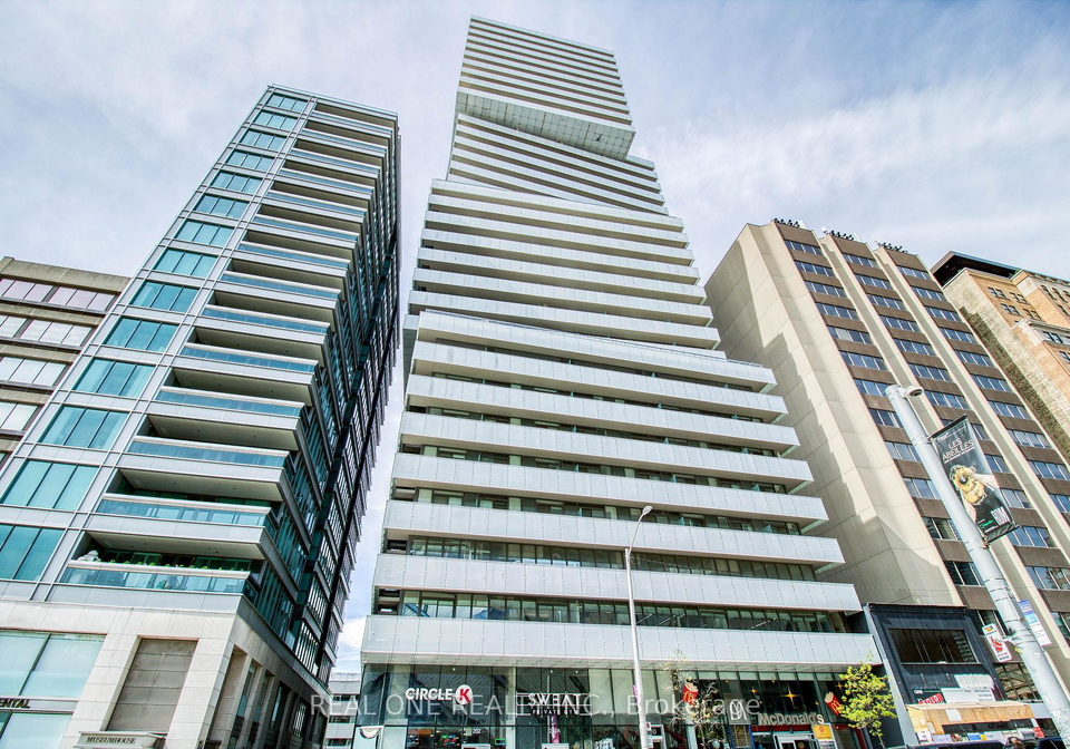 200-bloor-street-w-toronto-ontario-c13168048