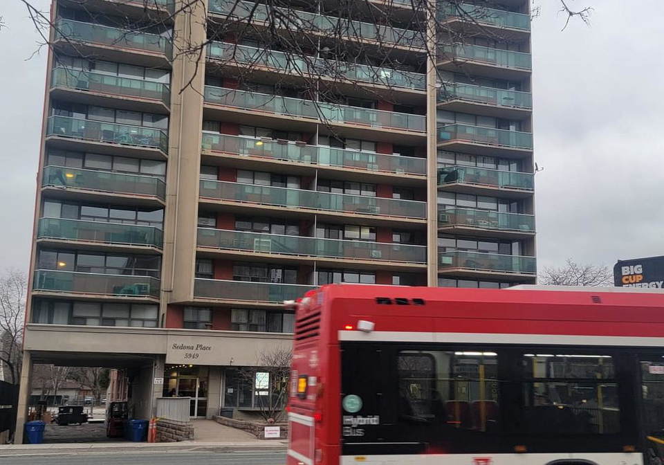 5949-yonge-street-s-north-york-ontario-c13168122
