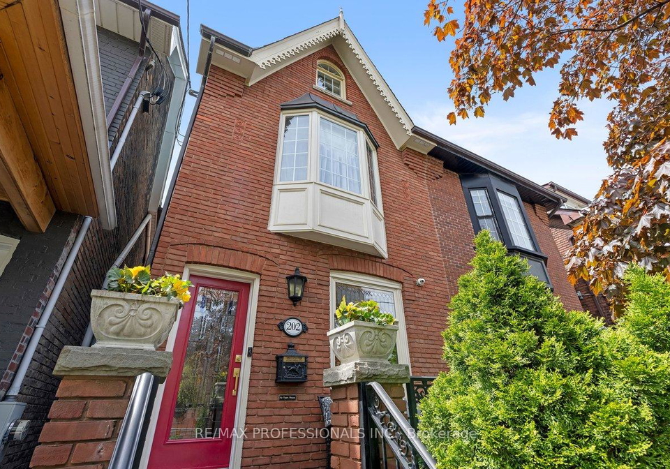 202-st-helens-avenue-toronto-ontario-c13168172