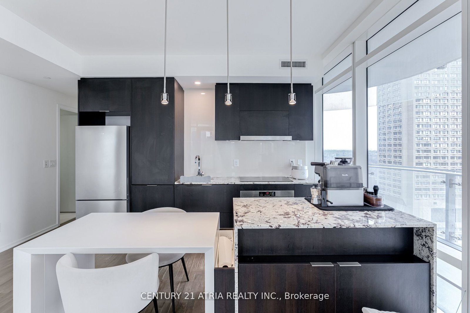 1-bloor-street-e-toronto-ontario-c13168534