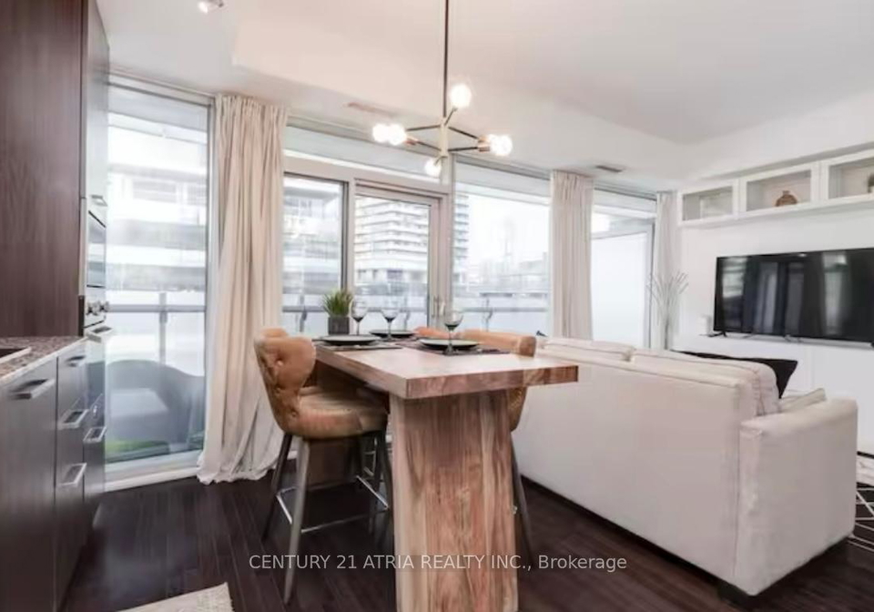 14-york-street-toronto-ontario-c13168544