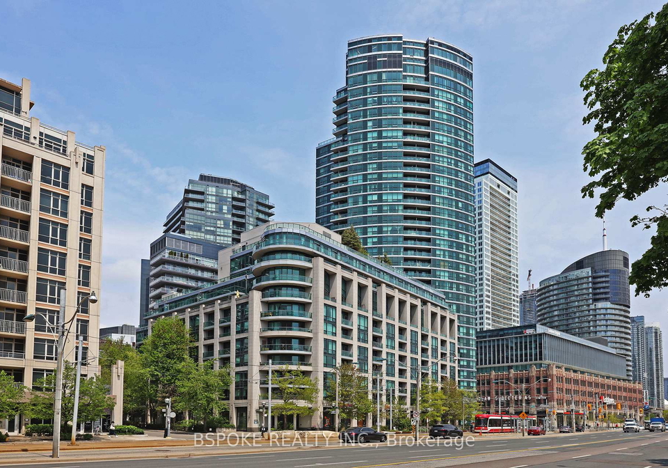 600-fleet-street-toronto-ontario-c13168736