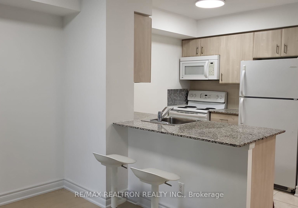 31-bales-avenue-north-york-ontario-c13168756