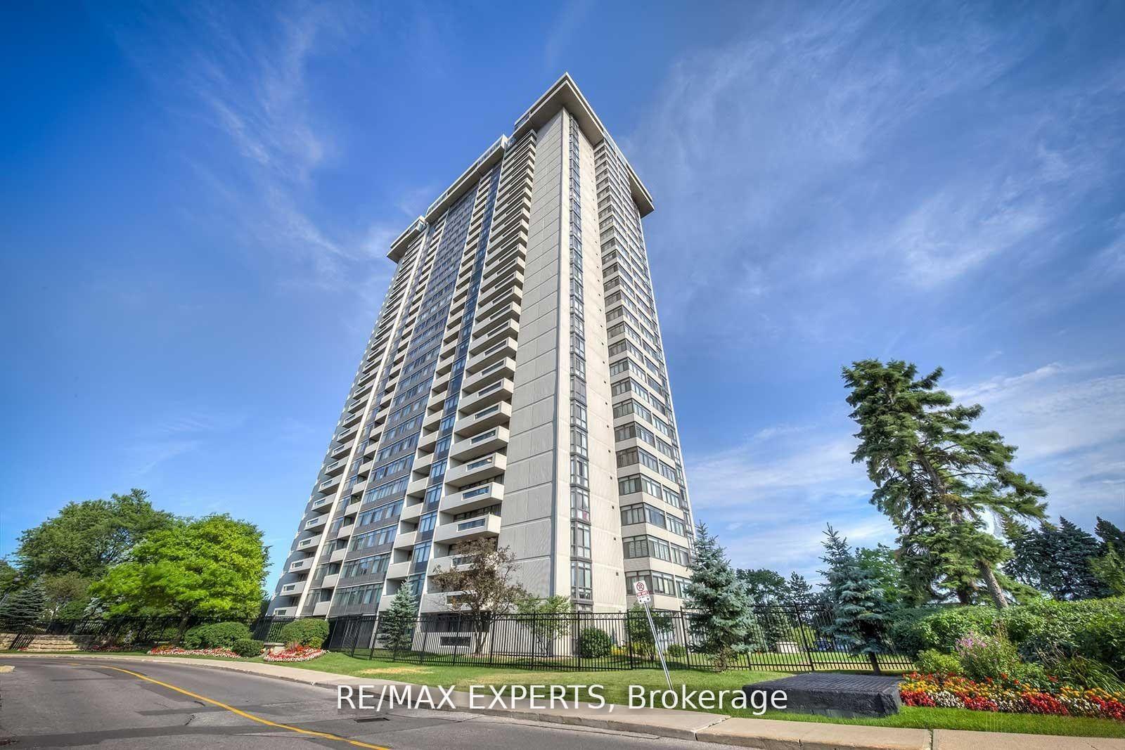1555-finch-avenue-e-north-york-ontario-c13169110