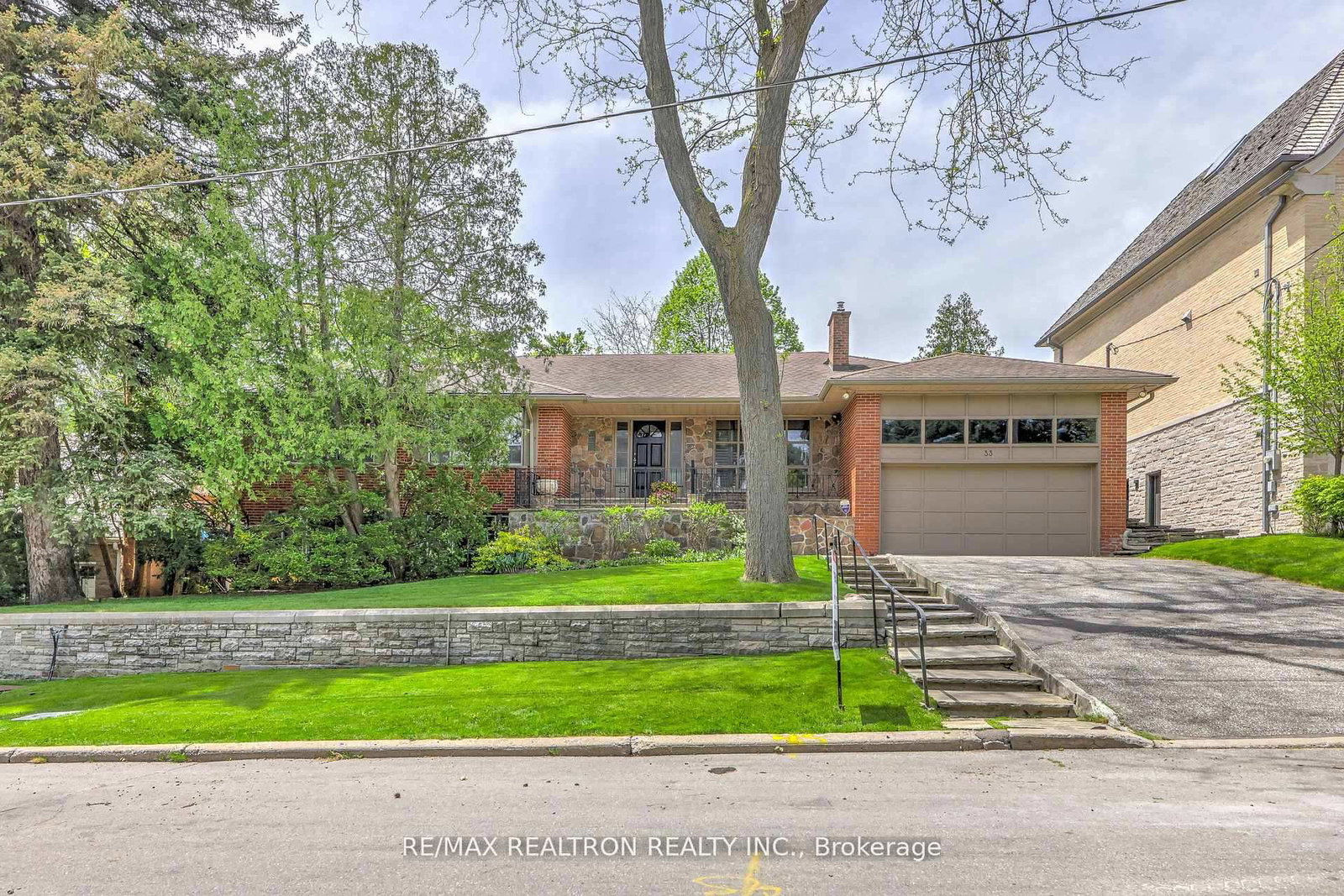 33-sunnydene-crescent-north-york-ontario-c13169174