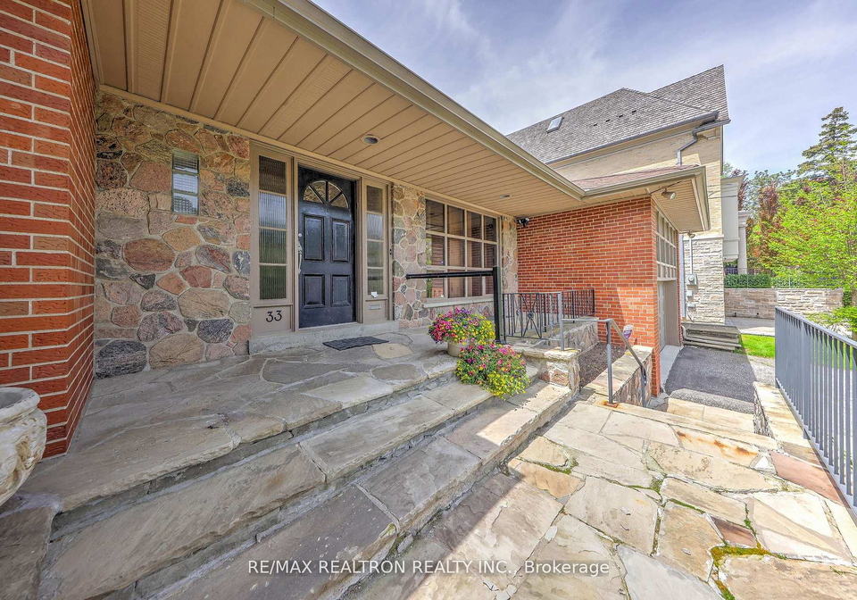 33-sunnydene-crescent-north-york-ontario-c13169174
