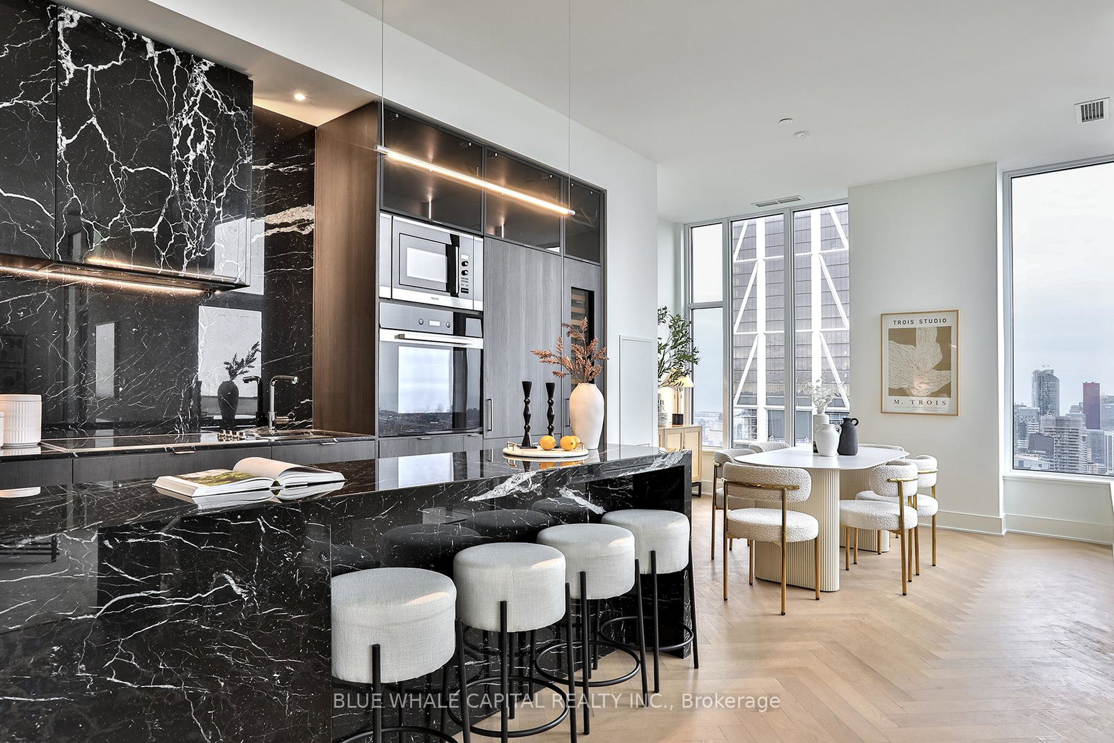 11-yorkville-avenue-toronto-ontario-c13169340