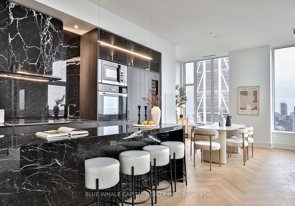 11-yorkville-avenue-toronto-ontario-c13169340