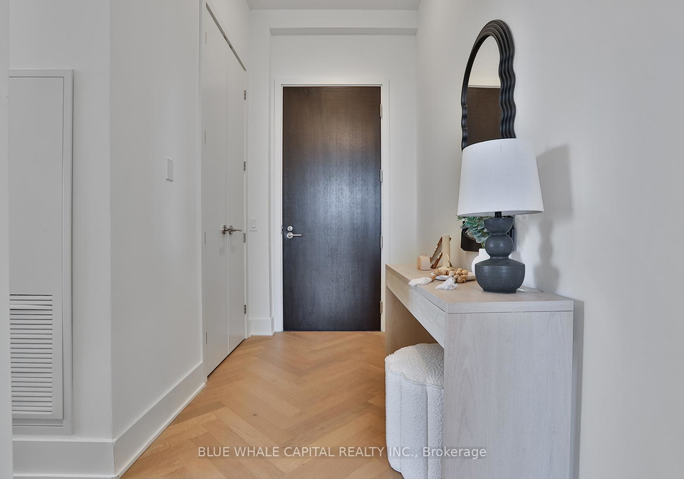 11-yorkville-avenue-toronto-ontario-c13169340