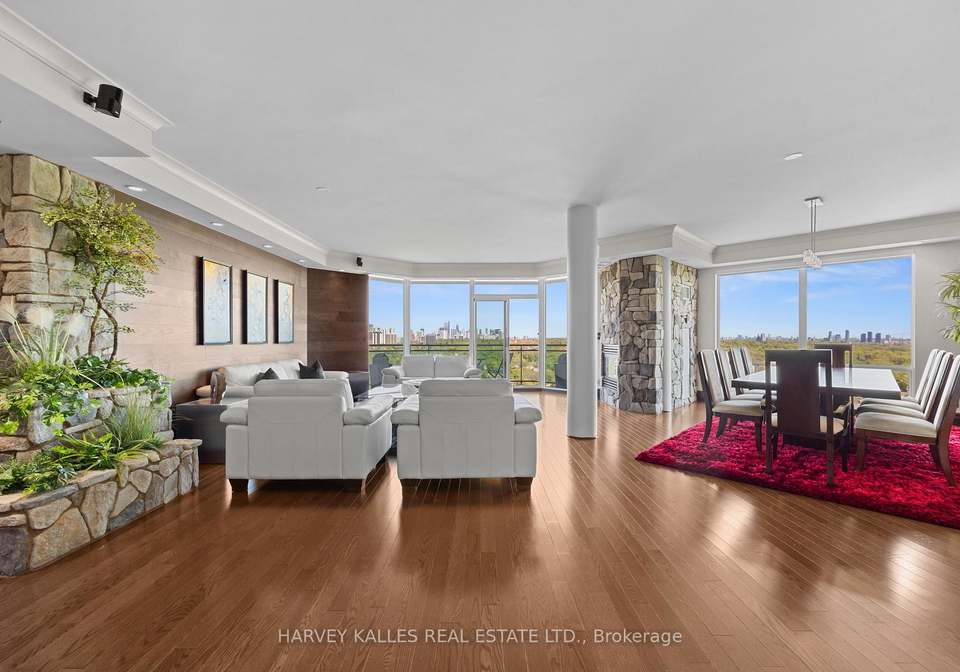 300-bloor-street-e-toronto-ontario-c13169460