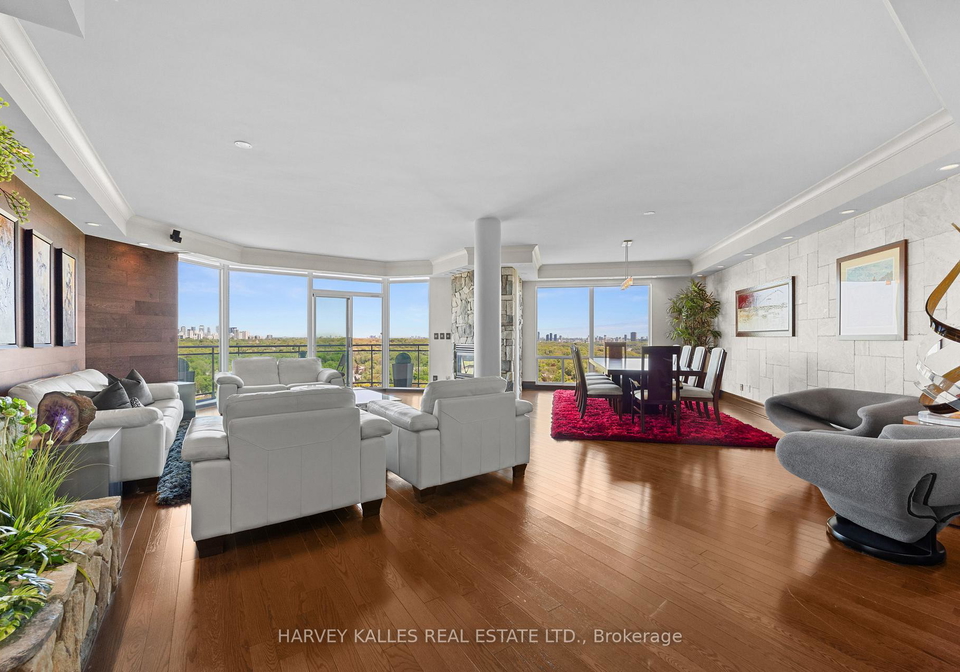 300-bloor-street-e-toronto-ontario-c13169460