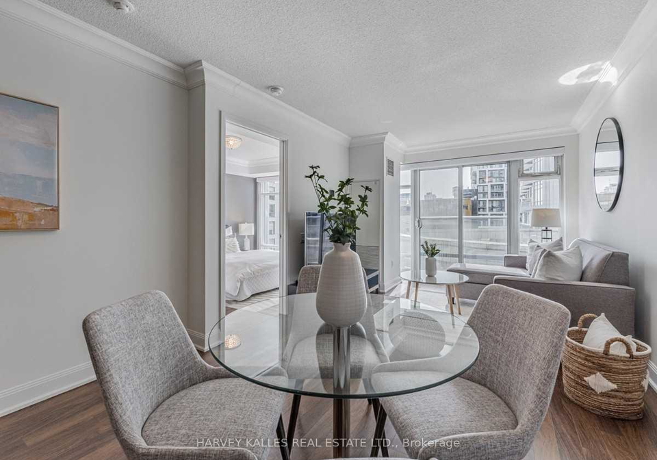 2191-yonge-street-toronto-ontario-c13169482