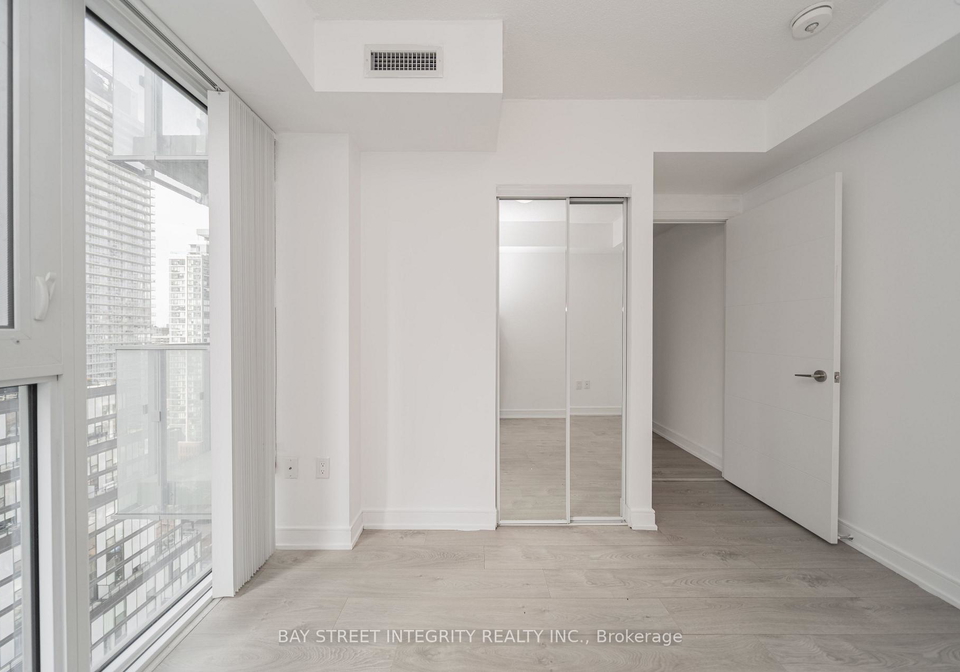 50-wellesley-e-street-toronto-ontario-c13169500