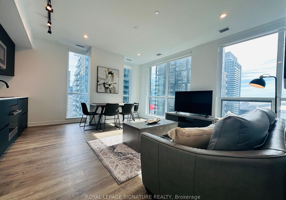 327-king-street-w-toronto-ontario-c13169526