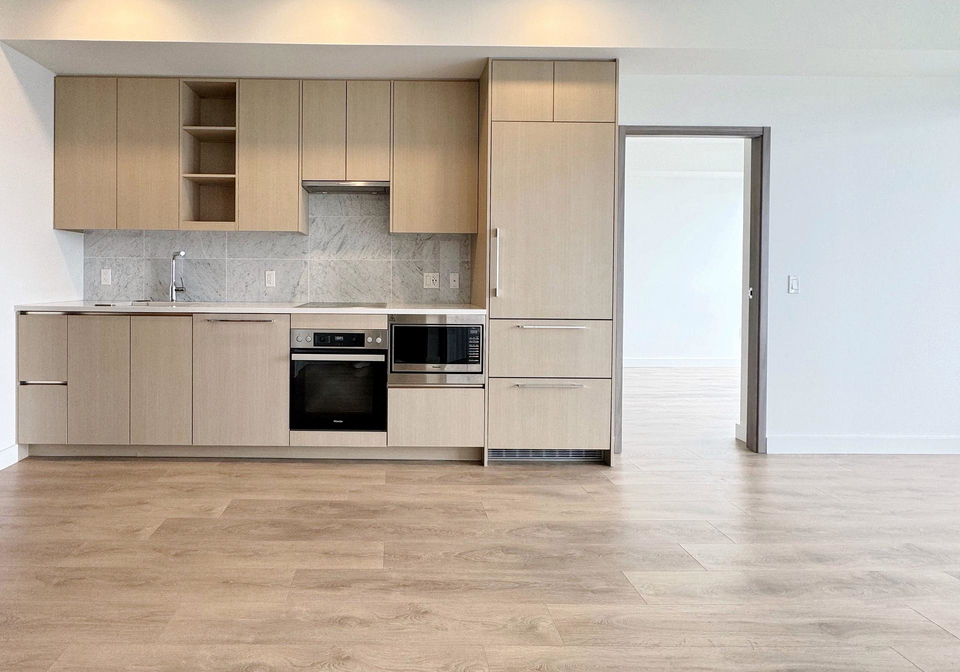 85-mcmahon-drive-north-york-ontario-c13169624
