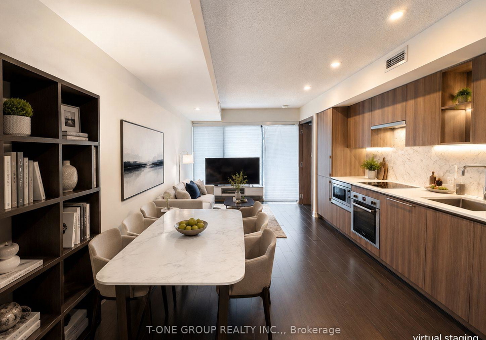 19-bathurst-street-toronto-ontario-c13170092
