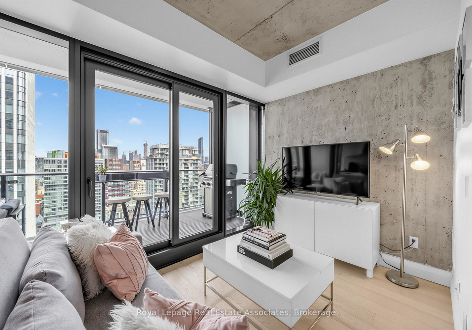 224-king-street-w-toronto-ontario-c13170128