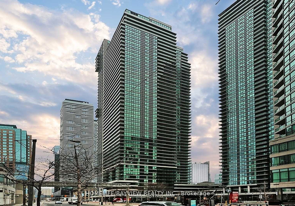 33-bay-street-toronto-ontario-c13170152