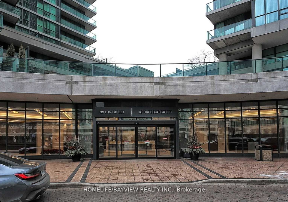 33-bay-street-toronto-ontario-c13170152
