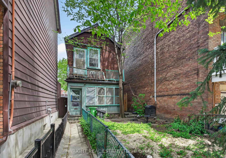 239-manning-avenue-toronto-ontario-c13170172
