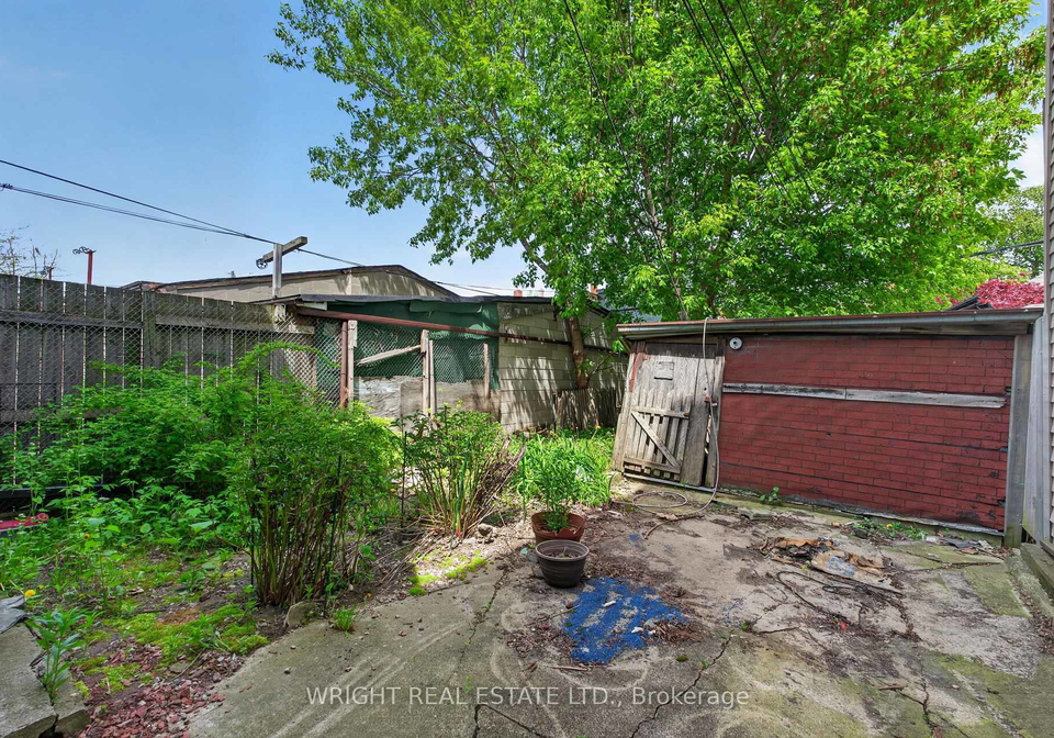 239-manning-avenue-toronto-ontario-c13170172