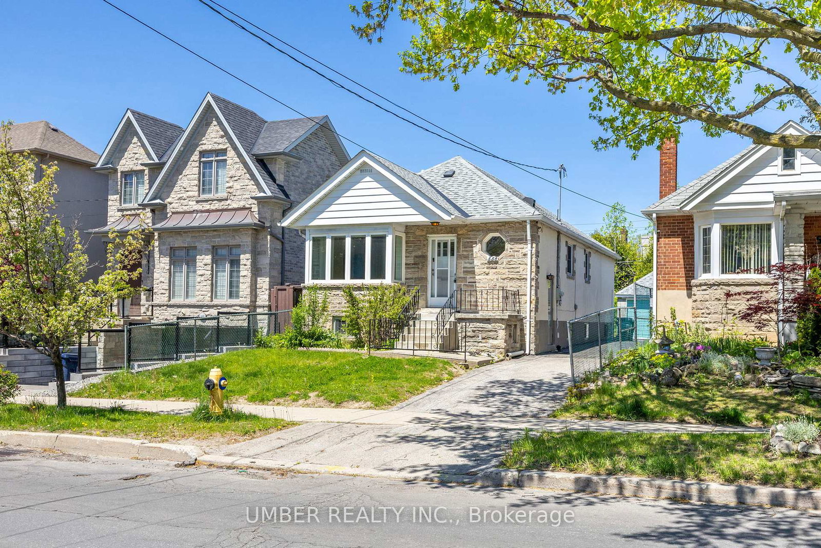 558-glencairn-avenue-toronto-ontario-c13170304