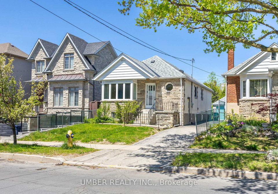 558-glencairn-avenue-toronto-ontario-c13170304
