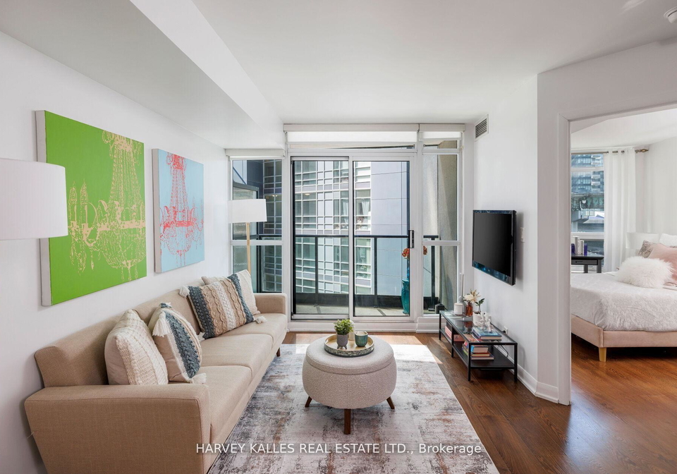 600-fleet-street-toronto-ontario-c13170368