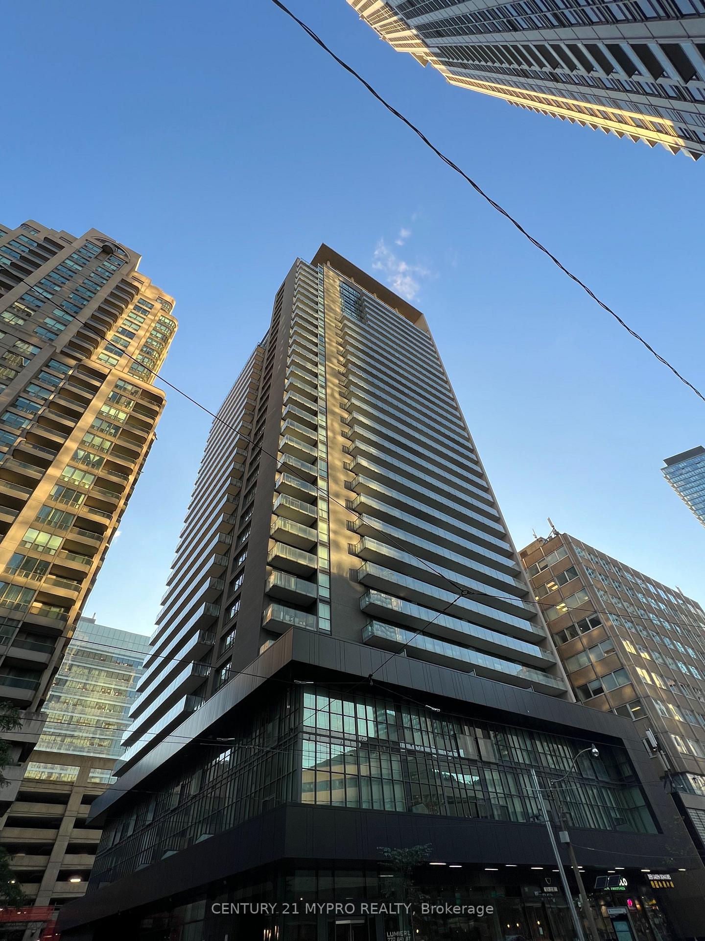 770-bay-street-toronto-ontario-c13170444