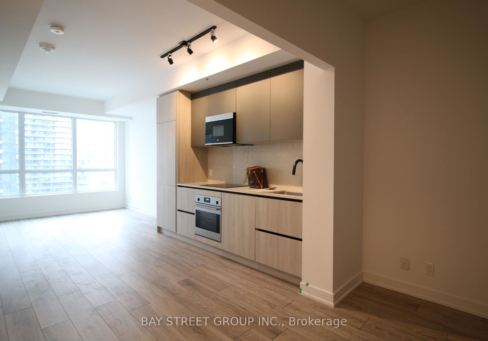 108-peter-street-toronto-ontario-c13170676