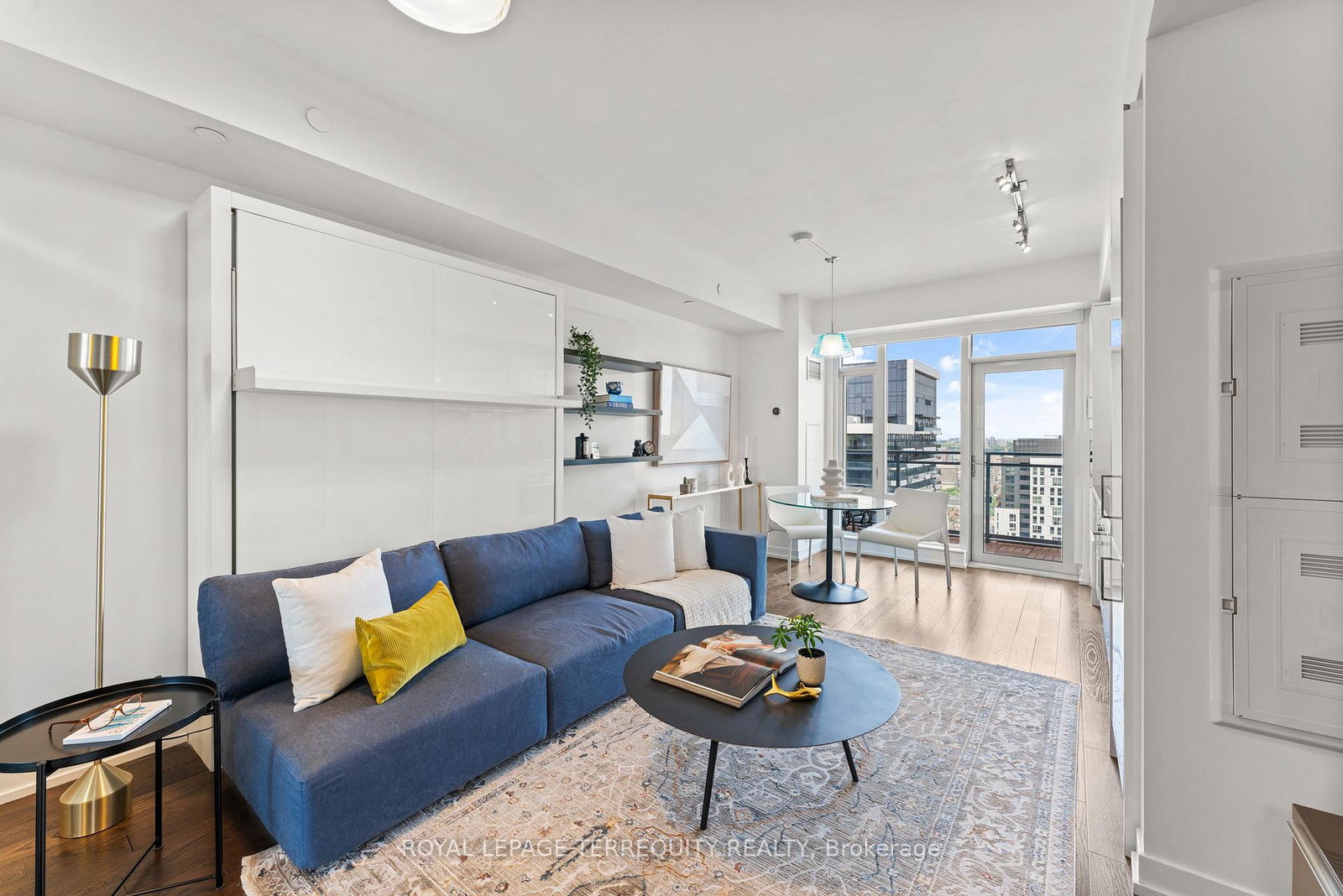 21-widmer-street-toronto-ontario-c13170696