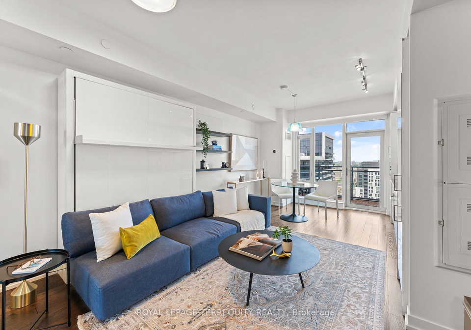 21-widmer-street-toronto-ontario-c13170696