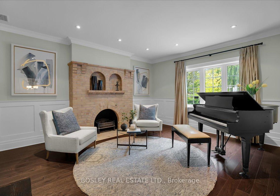 3-shorncliffe-avenue-toronto-ontario-c13171166