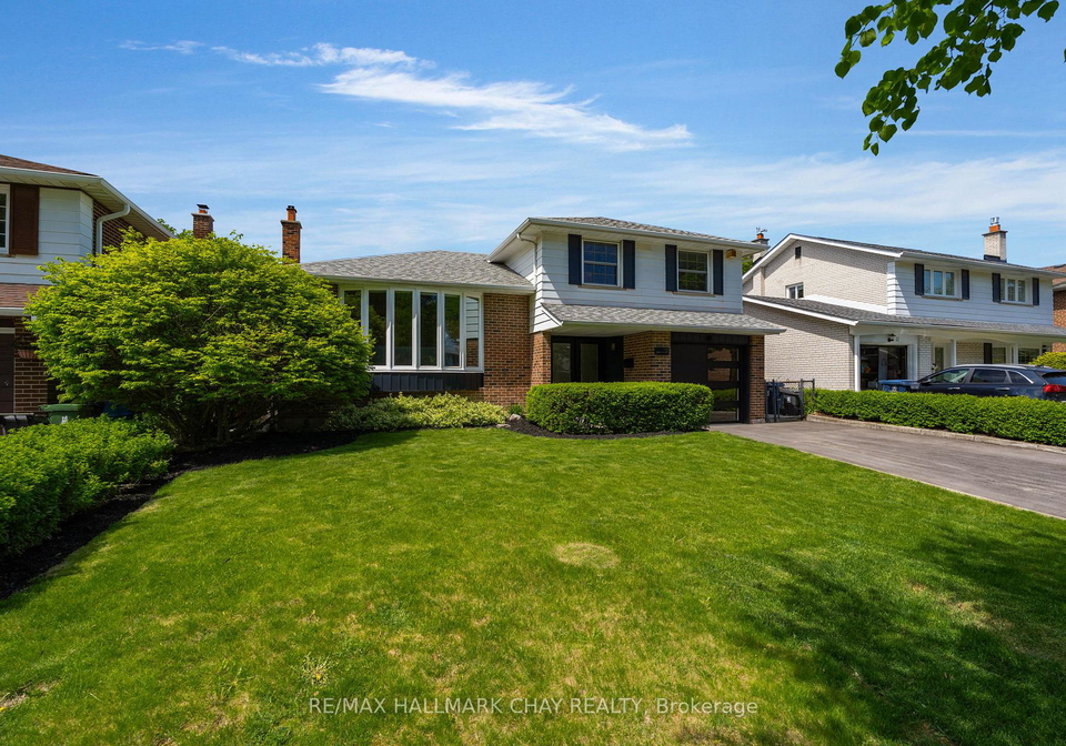 15-crossbow-crescent-north-york-ontario-c13171214