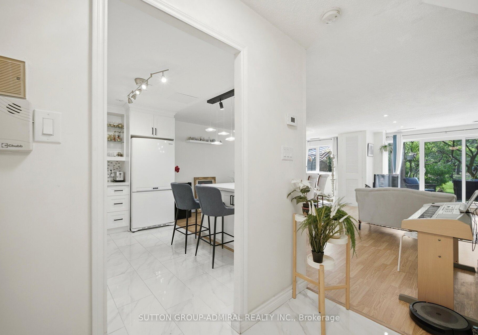 4005-don-mills-road-north-york-ontario-c13171232