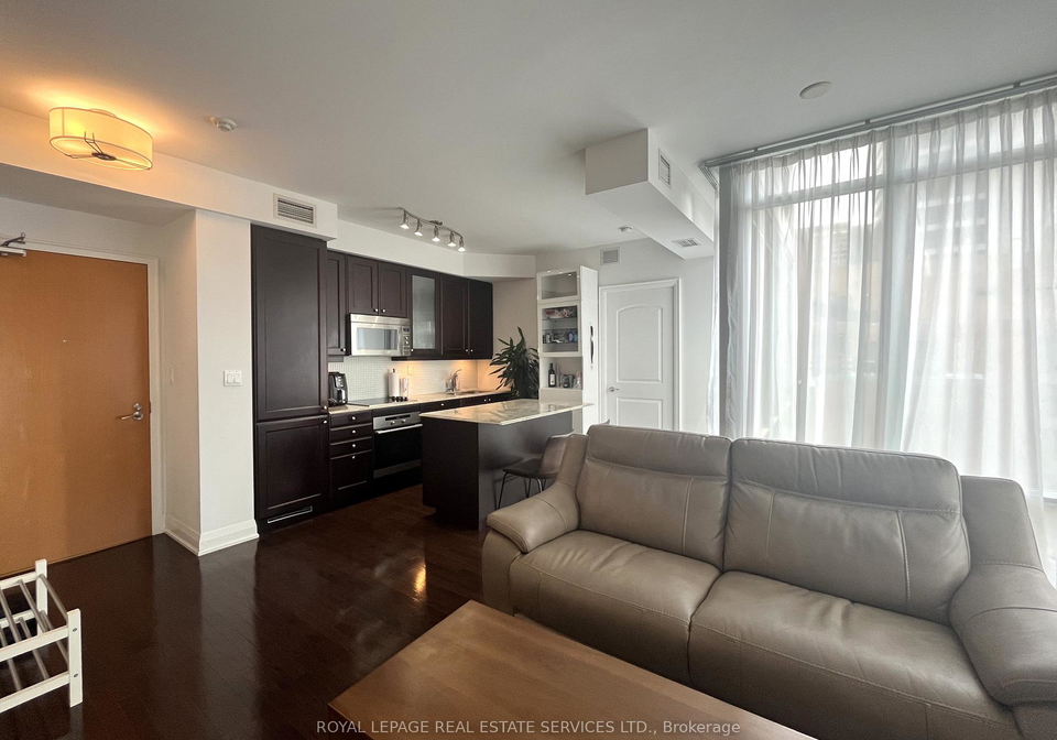 1-bedford-road-toronto-ontario-c13171244
