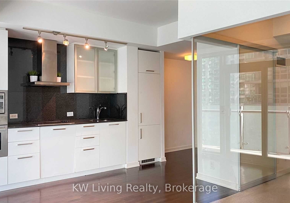 12-york-street-toronto-ontario-c13171246