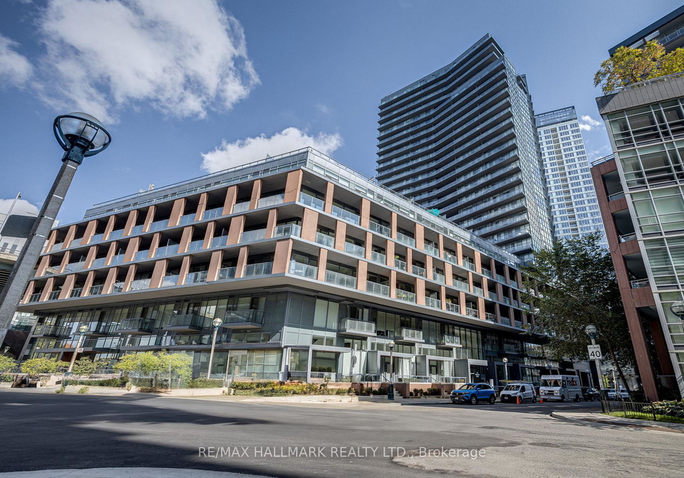 20-bruyeres-mews-toronto-ontario-c13171338