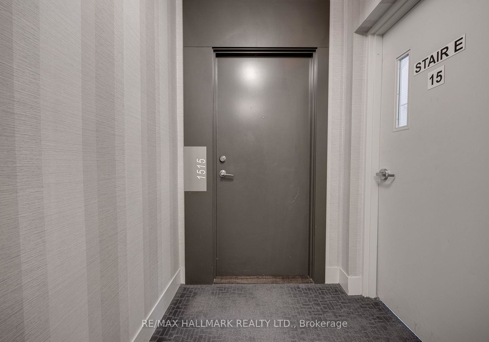 20-bruyeres-mews-toronto-ontario-c13171338