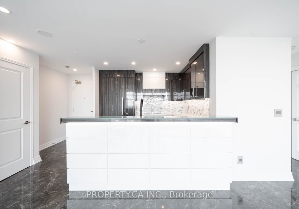 5508-yonge-street-toronto-ontario-c13171526