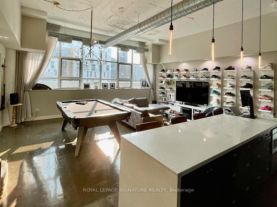 155-dalhousie-street-toronto-ontario-c13171794