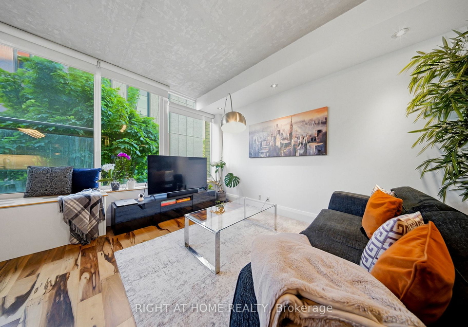 50-camden-street-toronto-ontario-c13172034