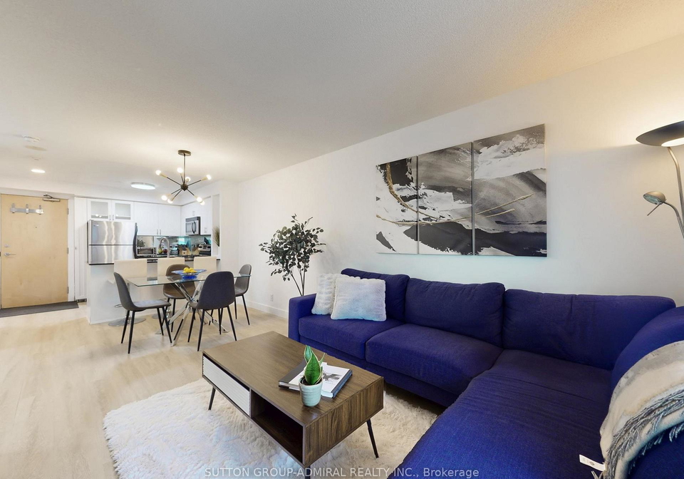 212-eglinton-avenue-e-toronto-ontario-c13172094